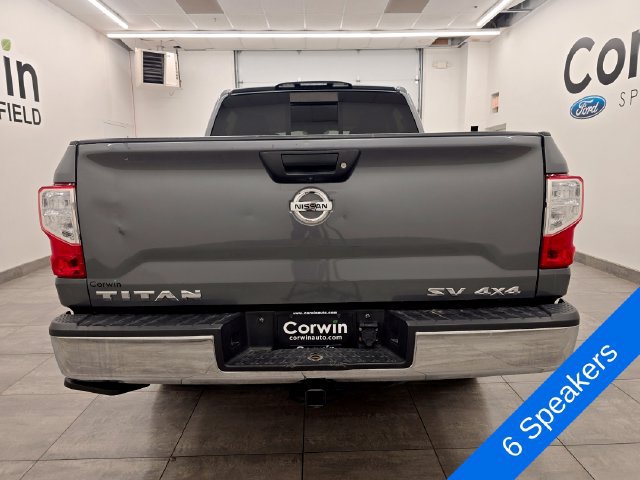 Used 2019 Nissan Titan SV AWD/4WD image 4