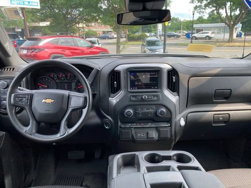 Used 2022 Chevrolet Silverado 1500 W/T w/ WT Value Package AWD/4WD image 6