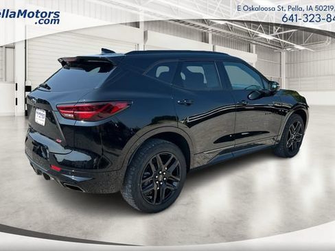 Used 2025 Chevrolet Blazer RS w/ Driver Confidence II Package AWD/4WD image 3