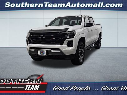 Used 2024 Chevrolet Colorado Z71 w/ Z71 Convenience Package 2