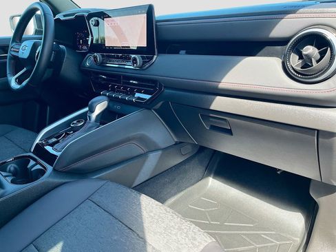 Used 2024 Chevrolet Colorado Z71 w/ Advanced Trailering Package image 26