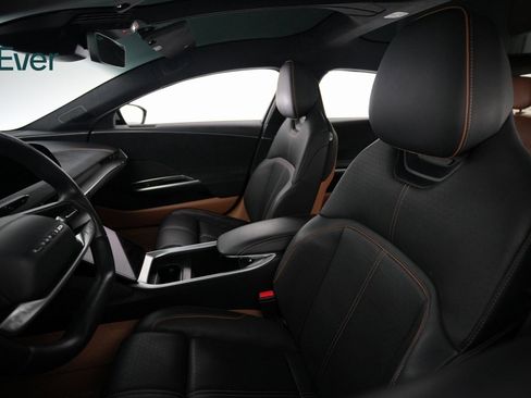 Used 2023 Lucid Air Grand Touring image 7