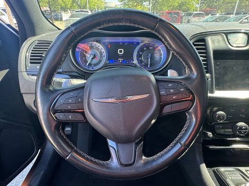 Used 2021 Chrysler 300 S RWD image 15