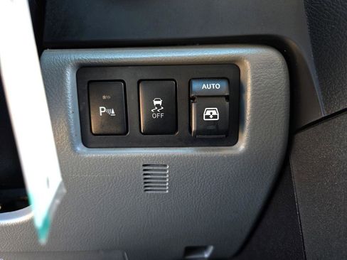 Used 2018 Toyota Sequoia SR5 w/ Carpet Mat Package image 21