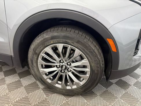 Used 2024 Cadillac XT4 Premium Luxury AWD/4WD image 14