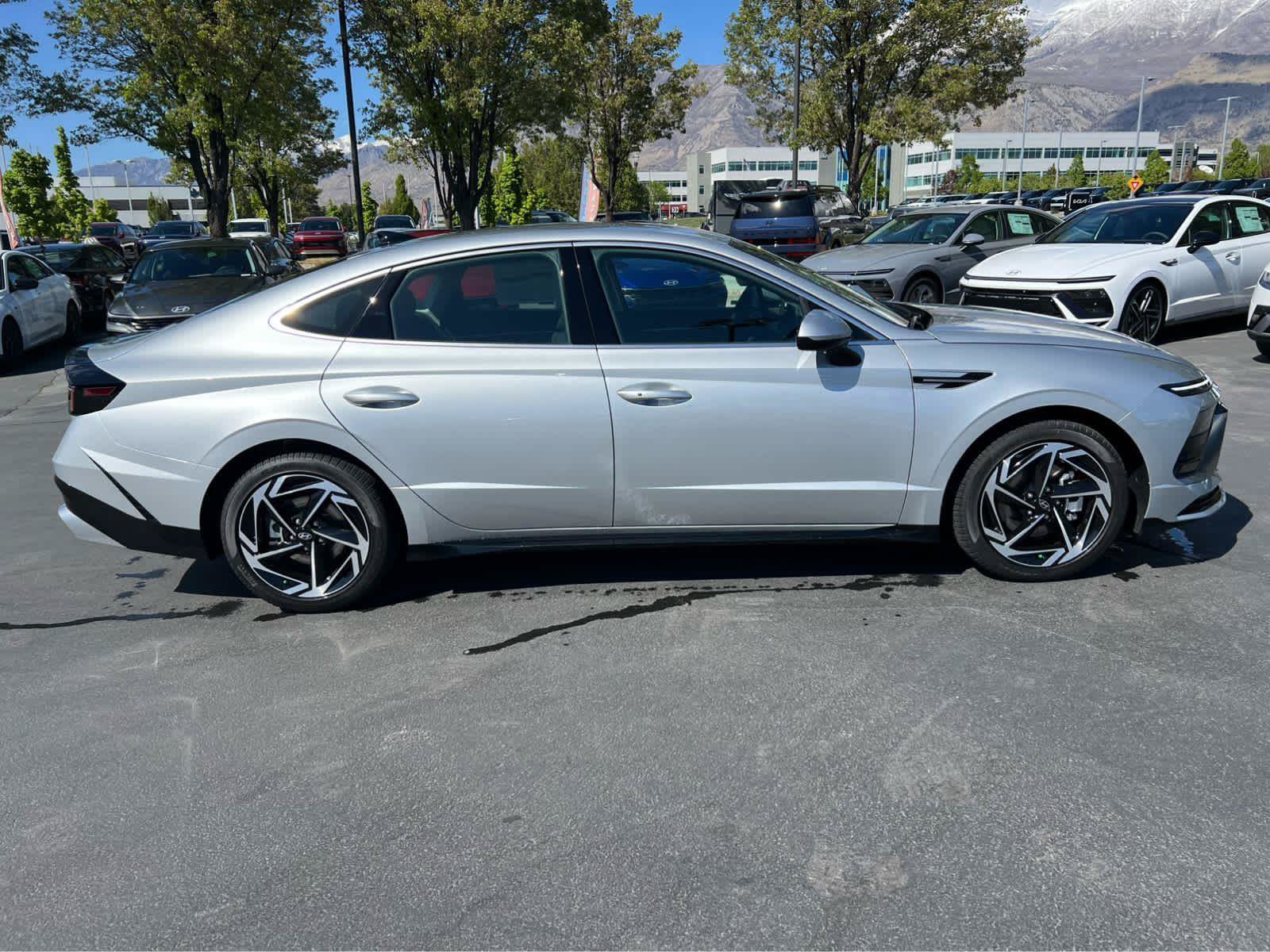 New 2026 Hyundai Sonata SEL AWD/4WD image 6