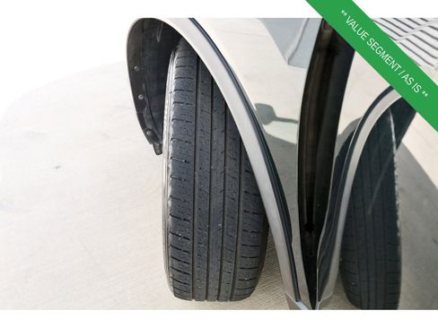 Used 2019 Nissan Rogue SV w/ Sun & Sound Touring Package image 33