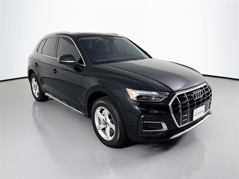 Used 2023 Audi Q5 2.0T Premium w/ Convenience Package image 7