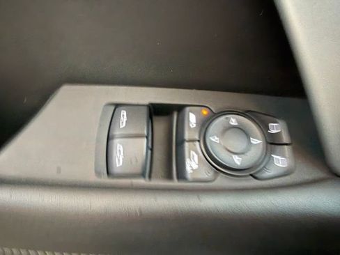 Used 2017 Chevrolet Camaro SS RWD image 13