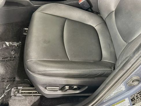 Certified 2024 Toyota Corolla Cross XLE w/ Convenience Package FWD image 20