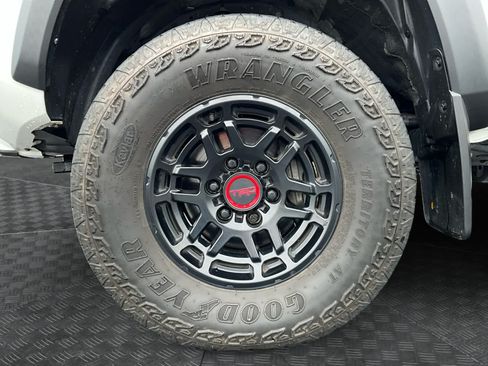 Used 2023 Toyota Tacoma TRD Pro AWD/4WD image 10