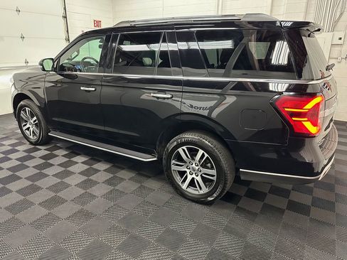 Used 2023 Ford Expedition Limited AWD/4WD image 6