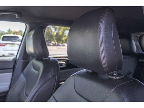 Used 2024 Jeep Compass Limited AWD/4WD image 17