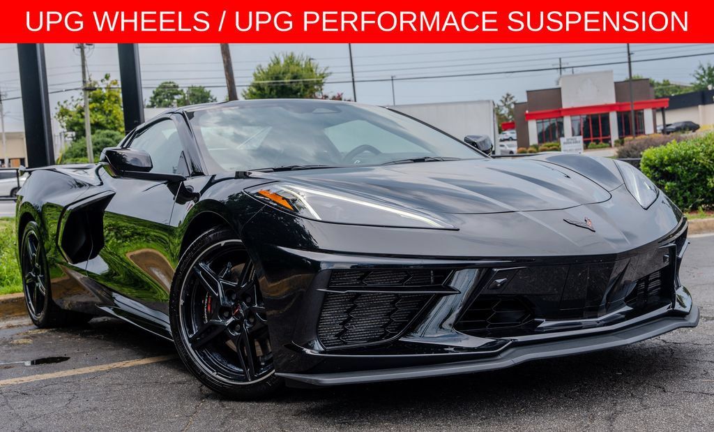Used 2025 Chevrolet Corvette Stingray Premium Conv w/ Z51 Performance Package RWD image 3