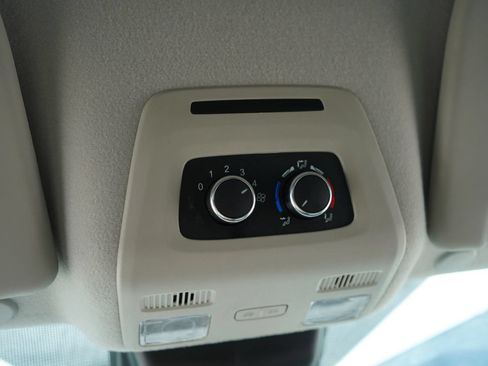 Used 2024 Ford Transit 350 XLT RWD image 27