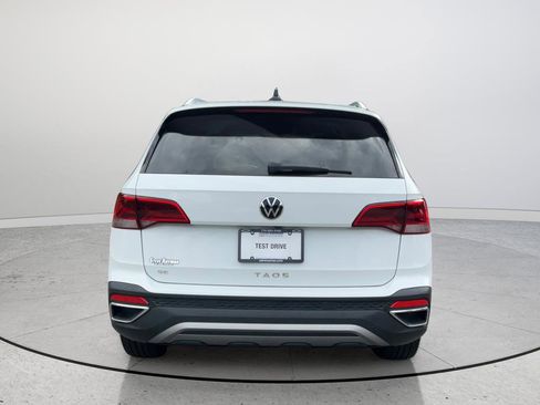 Used 2023 Volkswagen Taos SE FWD image 7