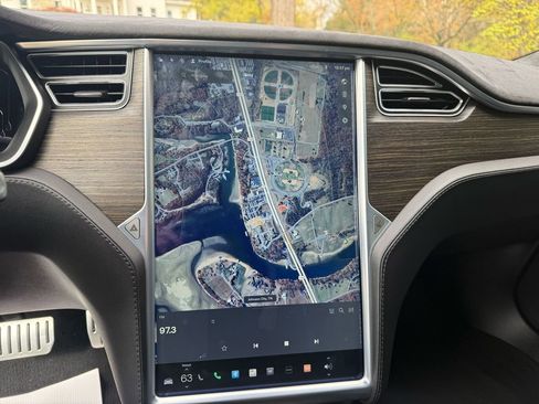 Used 2015 Tesla Model S P85D image 26