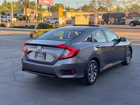 Used 2016 Honda Civic EX image 6