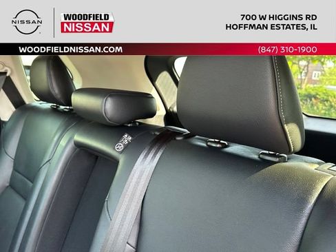 Certified 2025 Nissan Rogue SL w/ SL Premium Package AWD/4WD image 27