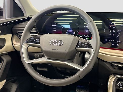 New 2025 Audi Q5 Premium Plus image 18