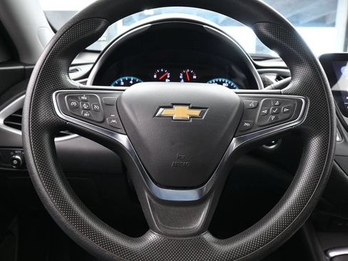 Used 2025 Chevrolet Malibu LT FWD image 24