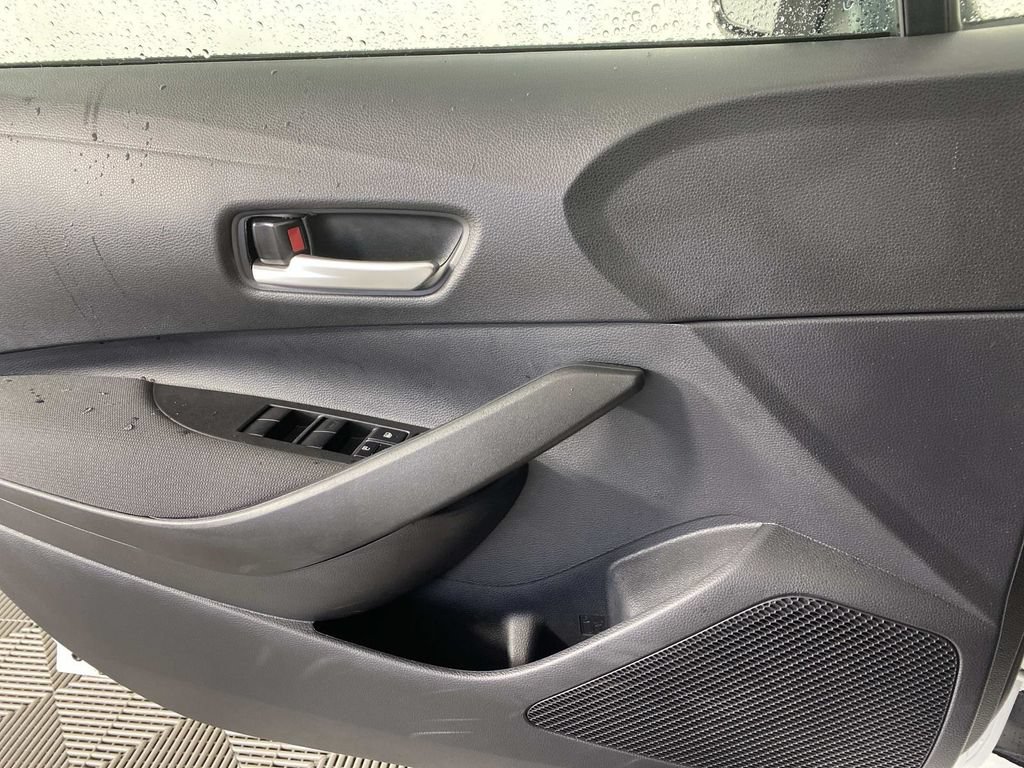 Used 2026 Toyota Corolla SE w/ SE Package FWD image 22