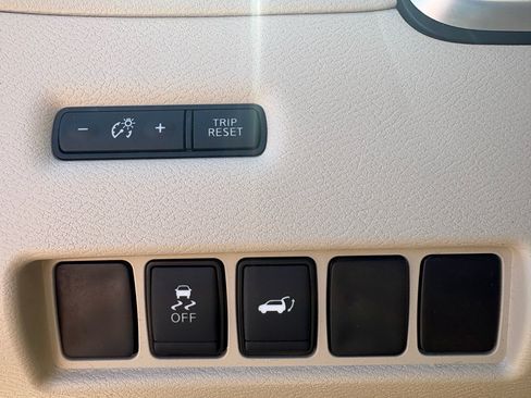 Used 2017 Nissan Murano SL w/ SL Technology Package FWD image 13
