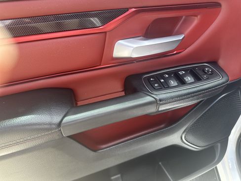 Used 2019 RAM 1500 Rebel AWD/4WD image 9