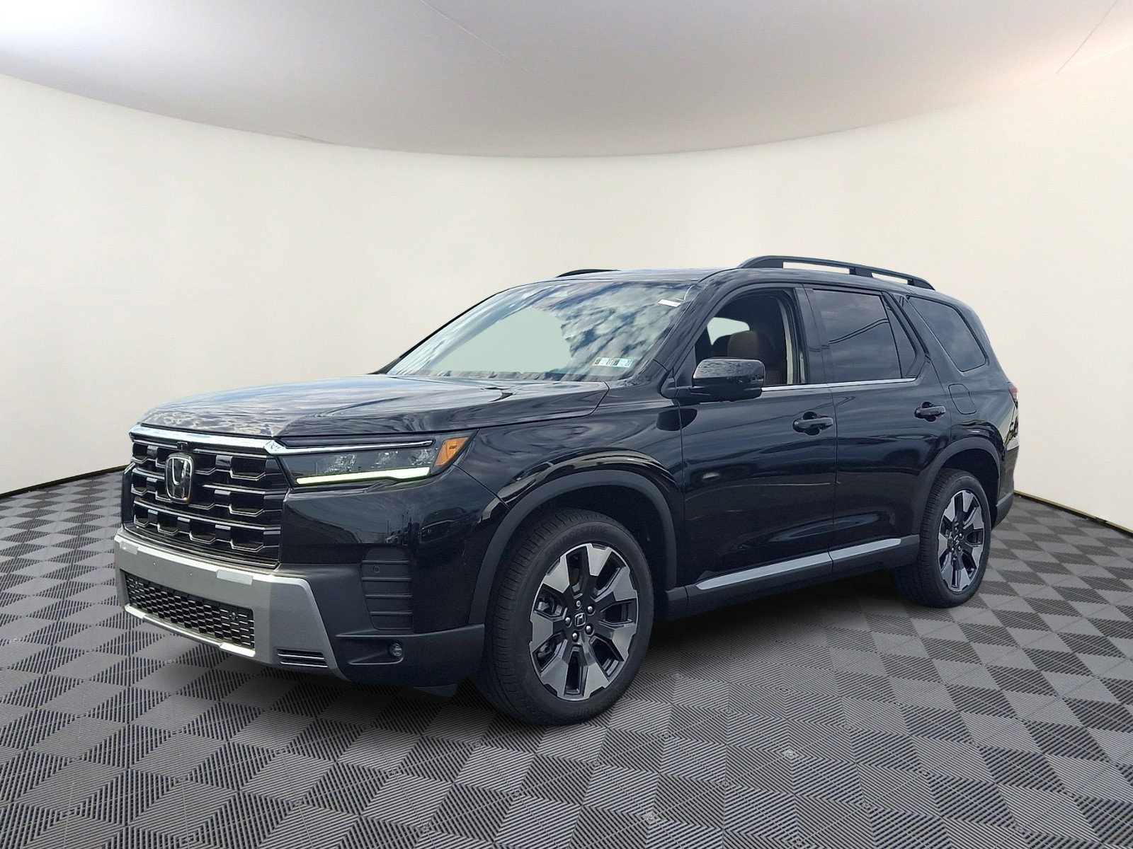 New 2026 Honda Pilot Elite image 2