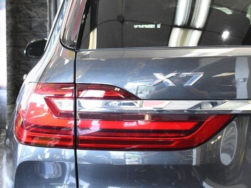 Used 2021 BMW X7 xDrive40i w/ Executive Package AWD/4WD image 12