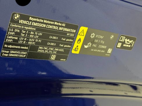 Used 2025 BMW M4 Competition image 90