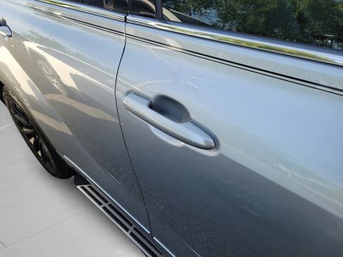 Used 2021 Toyota Highlander Limited FWD image 15