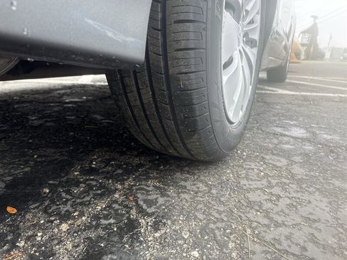 Used 2010 Honda Accord LX image 11