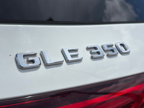 Used 2022 Mercedes-Benz GLE 350 w/ Premium Package image 15