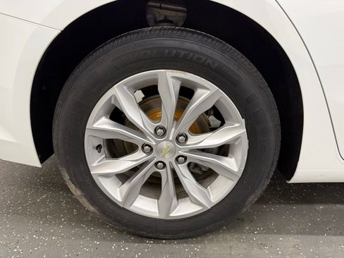 Used 2019 Chevrolet Malibu LT image 20