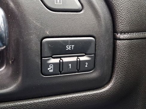 Used 2022 GMC Sierra 3500 Denali image 26