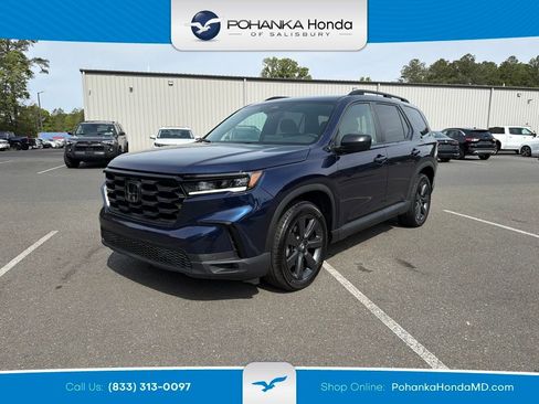 Used 2023 Honda Pilot Sport image 1