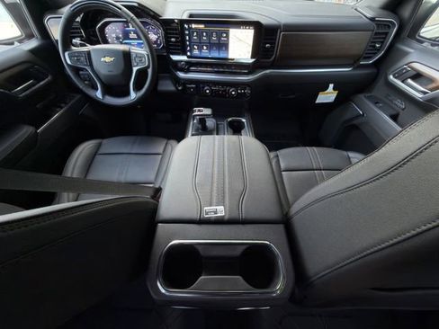New 2026 Chevrolet Silverado 1500 High Country AWD/4WD image 11