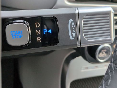 Used 2026 Hyundai Ioniq 9 Limited image 26