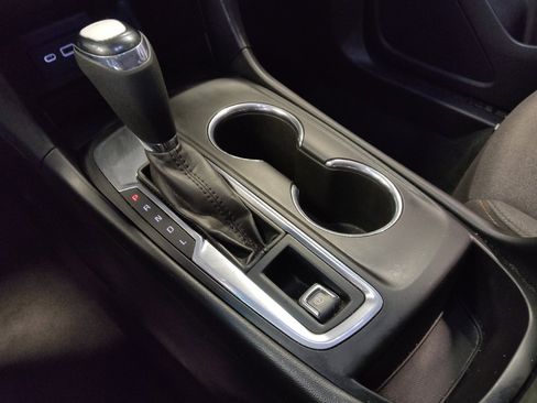 Used 2020 Chevrolet Equinox LT FWD image 26
