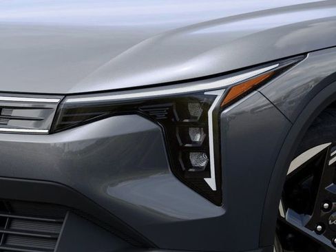 Used 2025 Kia K4 EX image 10