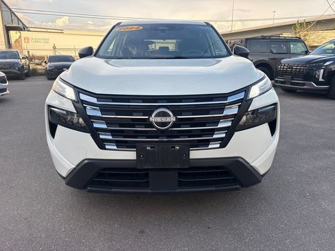 Used 2024 Nissan Rogue S AWD/4WD image 8