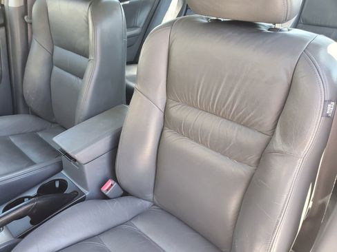 Used 2006 Honda Accord EX-L image 18