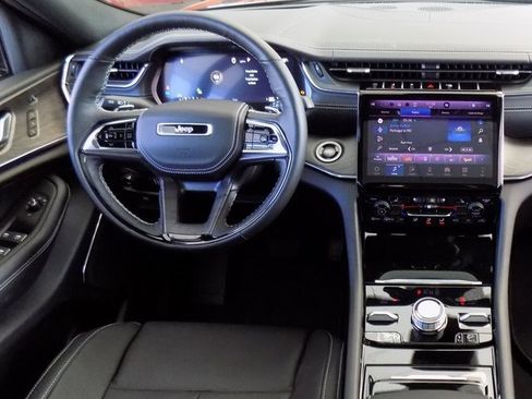 New 2025 Jeep Grand Cherokee L Overland image 12