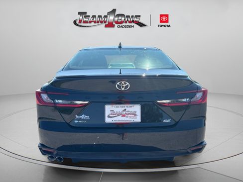 Used 2026 Toyota Camry SE FWD image 6