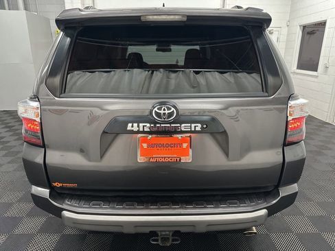 Used 2015 Toyota 4Runner Trail Premium image 9