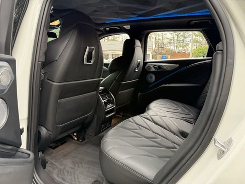 Used 2023 BMW XM image 31