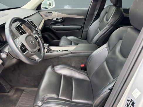 Used 2022 Volvo XC90 T6 Inscription w/ Advanced Package AWD/4WD image 5