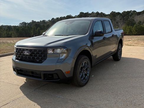 New 2026 Ford Maverick XLT w/ XLT Luxury Package AWD/4WD image 32