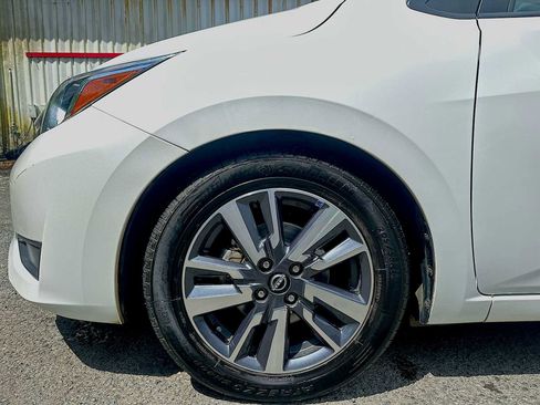 Used 2023 Nissan Versa SV FWD image 18